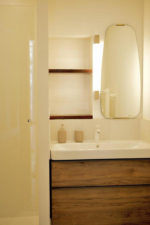 Eden Blue, Lovely Flat, Bright & Cosy In Lione Esterno foto